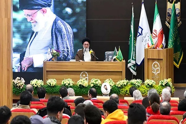 نسل جوان، تاریخ انقلاب اسلامی را به دقت مطالعه کند