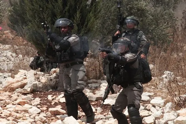 İsrail güçleri Gazze sınırında 97 kişiyi yaraladı