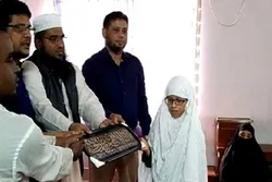 প্রতিদিন অল্প অল্প করে পুরো কুরআন মুখস্ত করে ফেললেন চতুর্থ শ্রেণির স্কুলছাত্রী তাসনিম