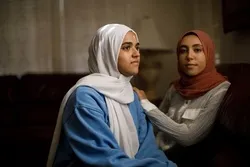 Beschwerde gegen das Fehlverhalten von Air Canada gegenüber eine junge Muslima mit Kopftuch