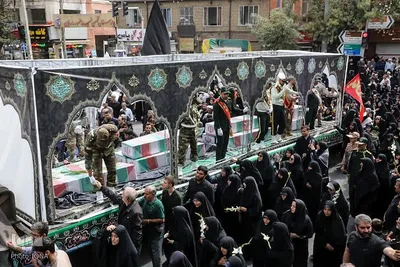 تشییع پیکر مطهر ۲۳ شهید دفاع مقدس در ارومیه‎
