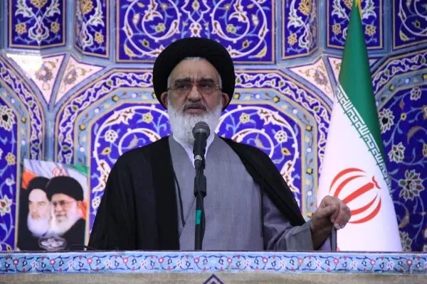 عاملان مسمومیت دانش‌آموزان به اشد مجازات محکوم شوند