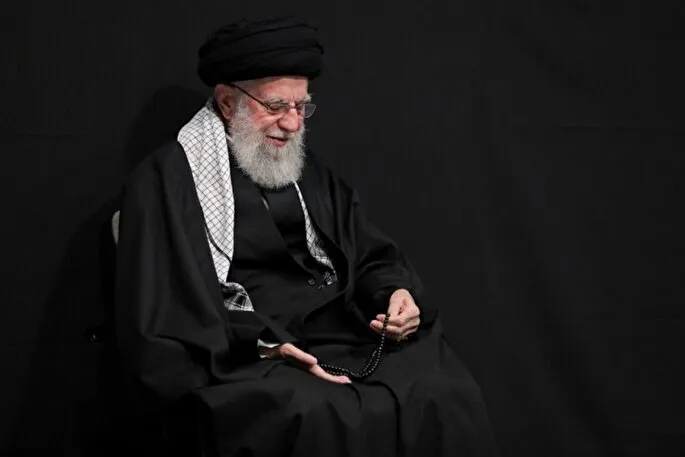 Ayetullah Hamanei Hz Zehra’nın şehadet yıldönümü anma törenine katıldı