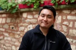 Japanischer Akademiker tritt zum Islam über und sagt, dass er bereit sei, für ihn zu werben