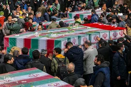 تشییع آلاله‌های گمنام در معراج الشهدای تهران