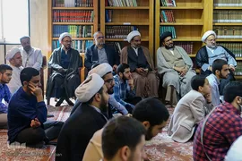 چهارمین آیین عمامه‌گذاری شماری از طلاب و همچنین جشن حفظ کل قرآن کریم گروهی دیگر از طلاب مدرسه علمیه دارالسلام