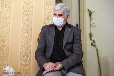 دیدار علیرضا زالی و پرویز فتاح با خانواده دو شهید مدافع سلامت‎