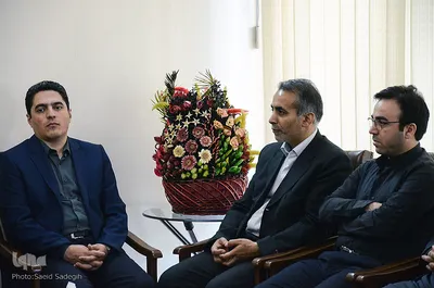 دیدار جمعی از جهادگران دانشگاهی با نماینده ولی فقیه

