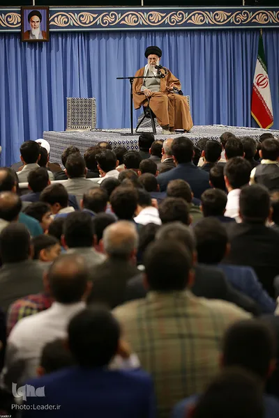دیدار جمعی از پاسداران و خانواده‌های آنان با رهبر انقلاب