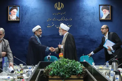 نشست هم‌اندیشی صاحبنظران و فعالان مردمی نهج‌البلاغه