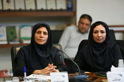نشست «ادبیات خلاقانه و نوجوان امروز» در دفتر تبلیغات اسلامی اصفهان