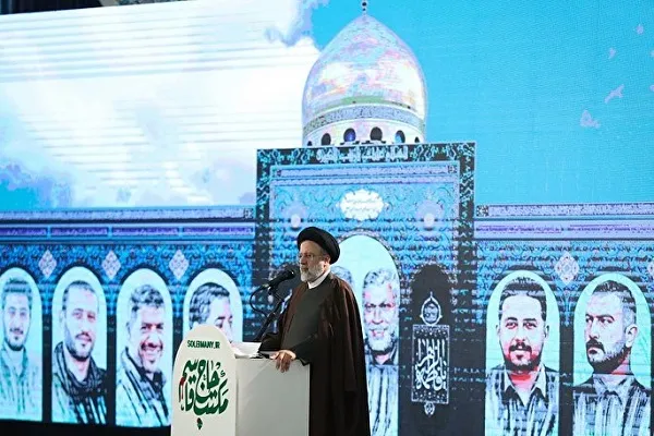 الرئيس الإیراني: مدرسة الشهيد سليماني ستبقى خالدة ولن تغتال بصاروخ