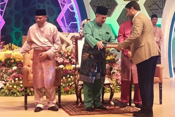 Wakilin Iran Ya Zo Na Biyu A Gasar Kur'ani Ta Duniya A Malaysia