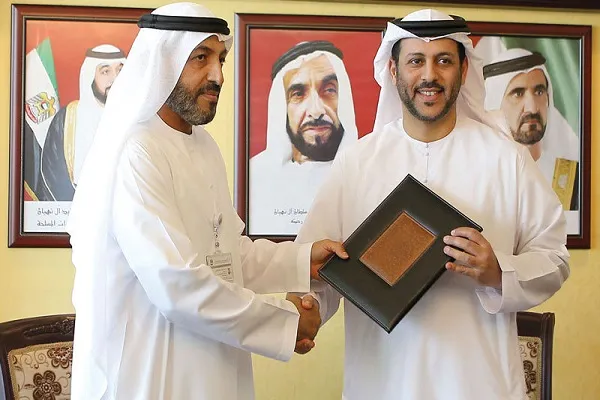 Penandatanganan MoU Percetakan 10 Juta Al-Quran di Emirat