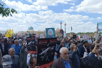 راهپیمایی نمازگزاران بیرجندی در تشکر از اقدام سپاه در وعده صادق