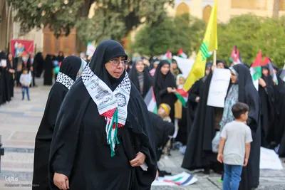 اجتماع زینبی بانوان و کودکان شیراز در حمایت از مادران مظلوم غزه