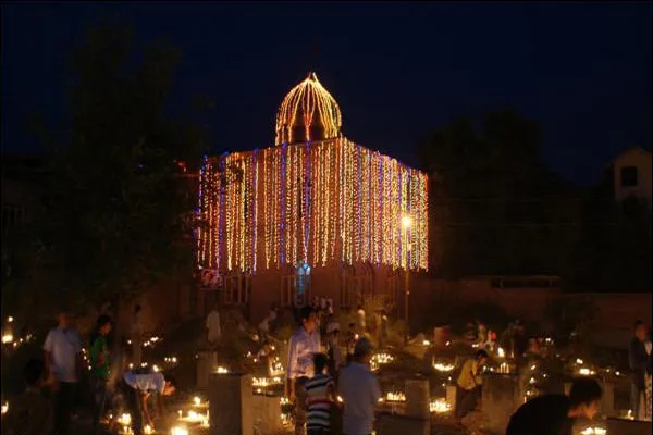 কাশমীরে পবিত্র শবে বরাত পালিত হবে