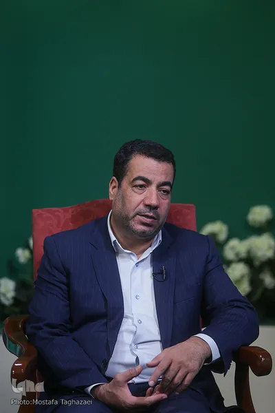 مصاحبه با منوچهر جهانیان