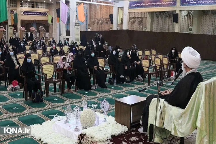 عکس | جشن بیعت و نشست بانوان با آیت‌الله صفایی بوشهری