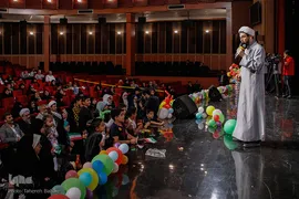 جشن تولد فرزندان شهدای مدافع حرم
