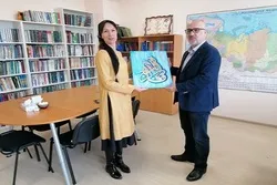 Une artiste russe a calligraphié le nom de la fille du Prophète (PSL)