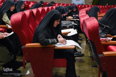 ⁨هفدهمین دوره مسابقات نیمه نهایی قرآن کریم بانوان شاغل در سپاه عاشورا⁩