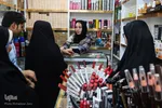 الهه 33 ساله است.او می‌گوید علاقه زیادی به کارش دارد.