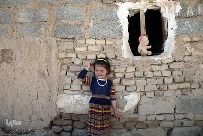 توزیع بسته های غذایی هم نمک میان اتباع خارجی نیازمند در روستای «سلمان آباد» کهریزک