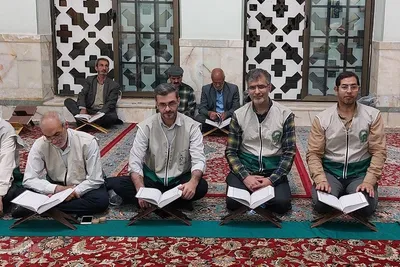 کرسی تلاوت رضوی زیارتگاه شهید مدرس - کاشمر