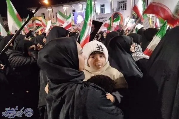 سوگواری دانش آموزان بابلسری در چهلم شهادت دانش آموزان میناب