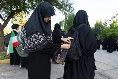 کاروان دانشگاهیان استان البرز پای پیاده در راه تشییع رهبر شهید
