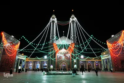 حرم فاطمه معصومه(س) در شب میلاد امام علی(ع)