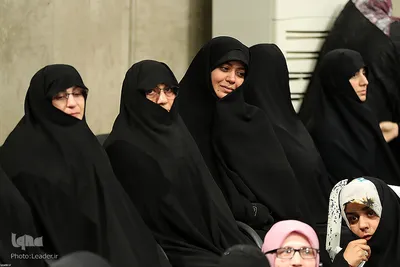 دیدار شرکت‌کنندگان در سی‌وپنجمین دوره مسابقات بین‌المللی قرآن با رهبر انقلاب