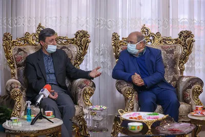دیدار علیرضا زالی و پرویز فتاح با خانواده دو شهید مدافع سلامت‎