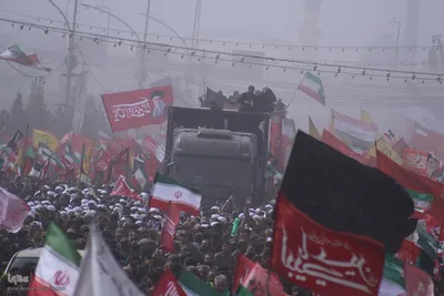 جلوه هایی از شکوه حضور مردم در تشییع با عظمت آقای شهید ایران در قم عکاس: احمدرضا مداح