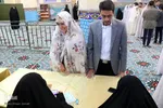 حضور زوج‌های جوان یزدی در پای صندوق‌ رأی‎