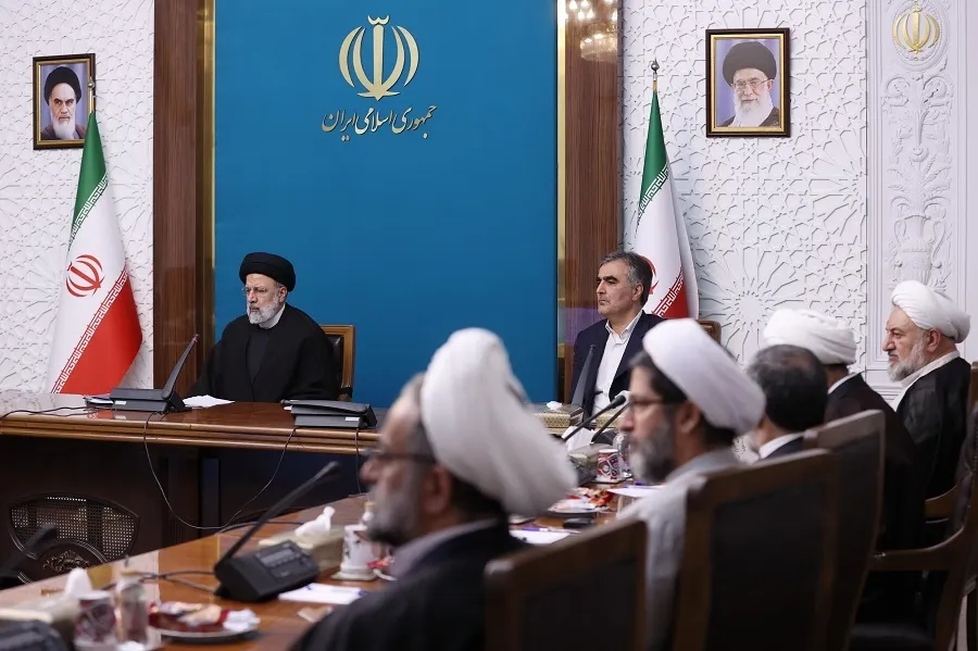 تاکید رئیس‌جمهور بر لزوم انطباق فعالیت‌های نظام بانکی بر موازین شرعی