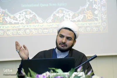 بیست و یکمین نشست با یاوران وحی " حجت السلام امیدیان، مدیر اتحادیه قرآنی لرستان"