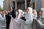 نماز عید سعید فطر در امامزادگان محمد و سکینه خاتون (س) کرج