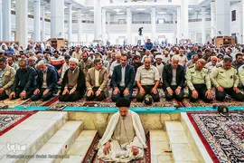 نماز عید قربان در شاهچراغ