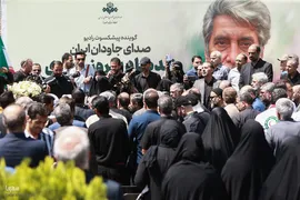  آیین تشییع پیکر زنده‌یاد بهروز رضوی، گوینده، مجری و بازیگر پیشکسوت صدا و سیما در مسجد بلال 