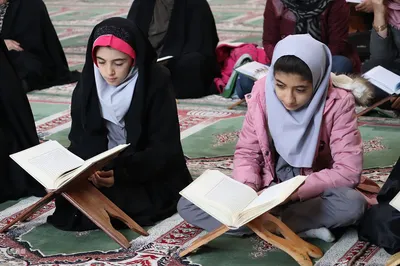 دهمین محفل انس با قرآن طرح شهید محمودی در ملایر