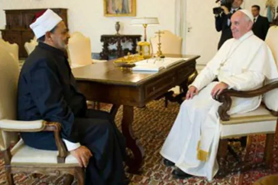 Hoton Ganawar Ahmad Tayyib Paparoma Ya Jawo Martani A Masar