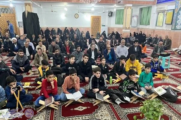 محفل انس با قرآن کریم در هادی شهر