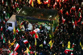 تشییع پیکر سردار شهید حاج مجید خادمی در تهران