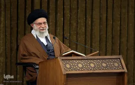 مراسم انس با قرآن در اولین روز ماه مبارک رمضان در حسینیه امام خمینی(ره)