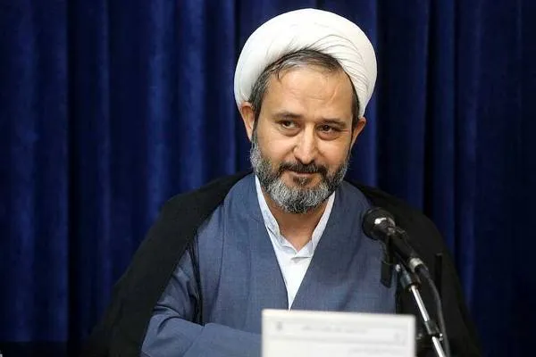 مدیریت در اسلام وسیله زورگویی نیست / مدیر خدمتگزار دارای فضیلت است