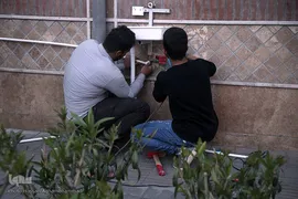 نصب روشویی در معابر عمومی برای شکست کرونا با همت گروه جهادی شهید ابراهیم هادی