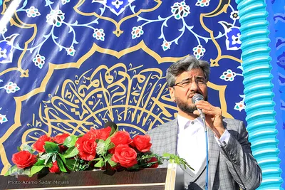 اقامه نماز عید فطر در امامزاده جعفر(ع) یزد