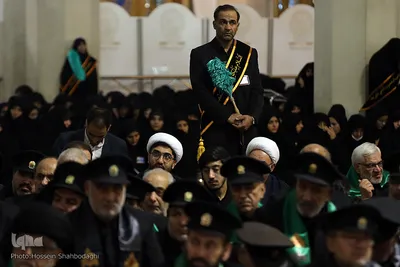 آیین سنتی شمع گردانی در شام رحلت حضرت معصومه(س)